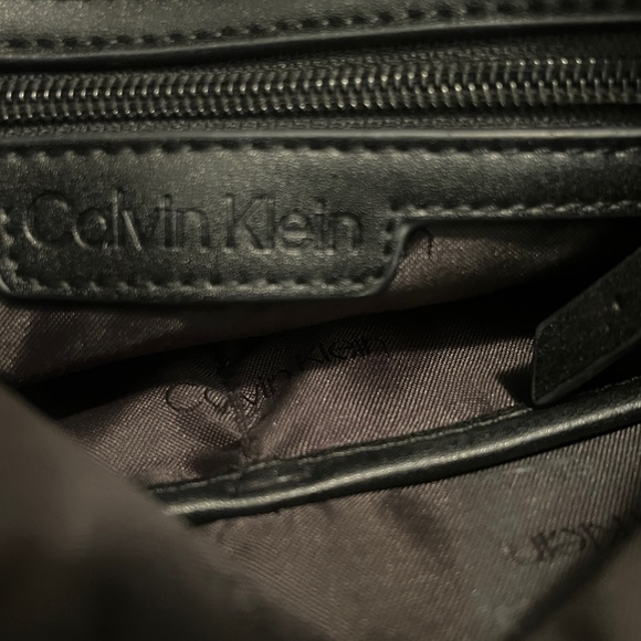 Calvin Klein Black Nylon Crossbody Bag Lightweight Adjustable Strap - Picture 8 of 9